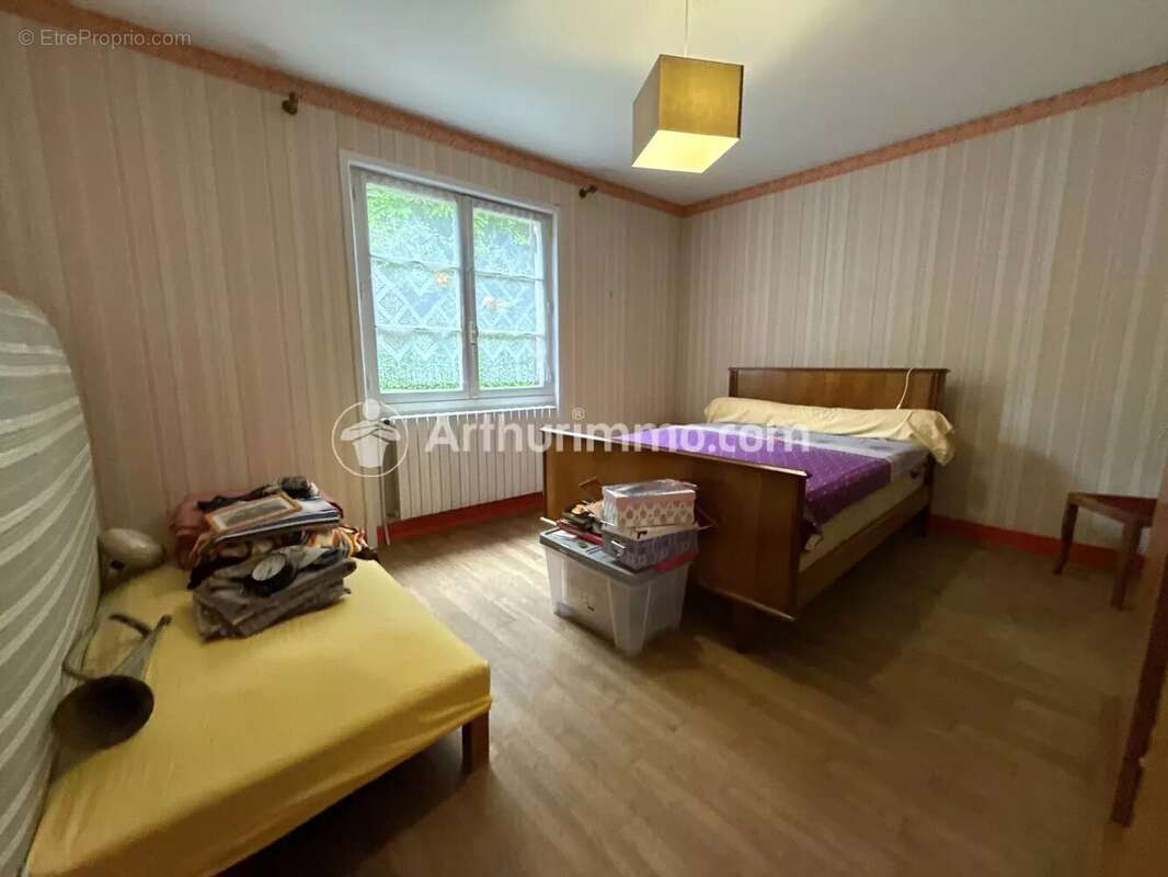 Maison à SAINT-ASTIER