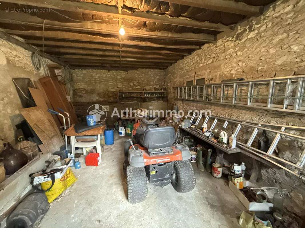 Maison à SAINT-ASTIER