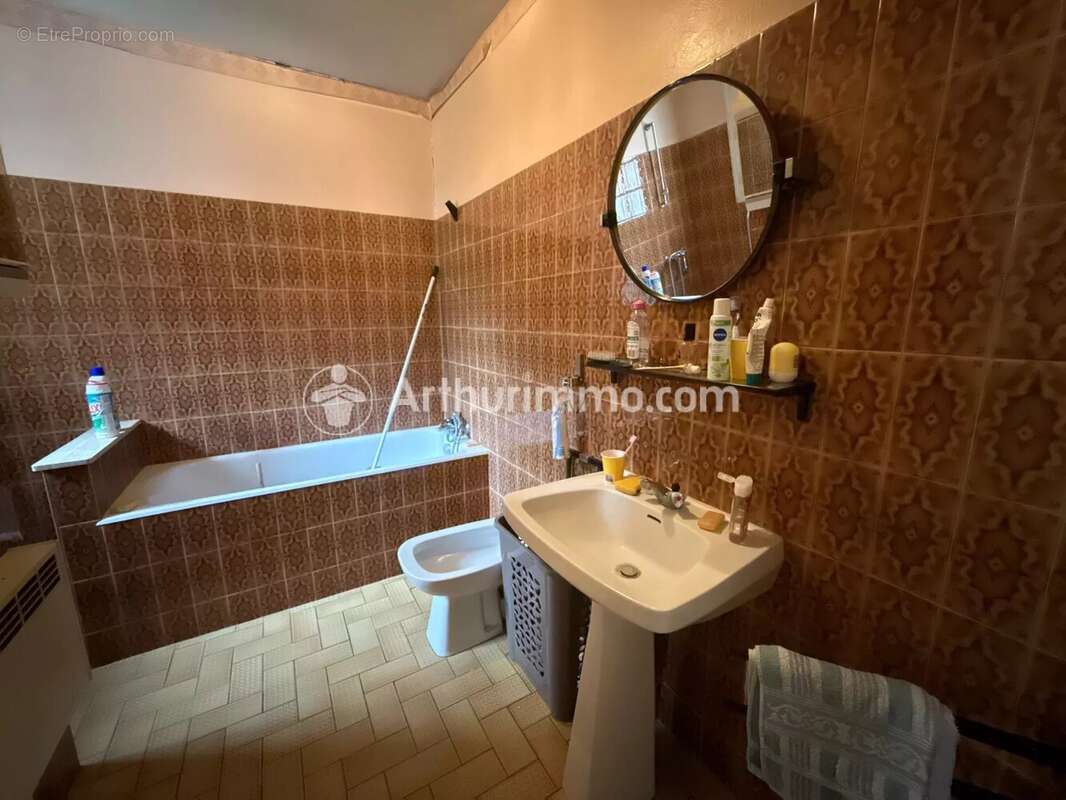 Maison à SAINT-ASTIER