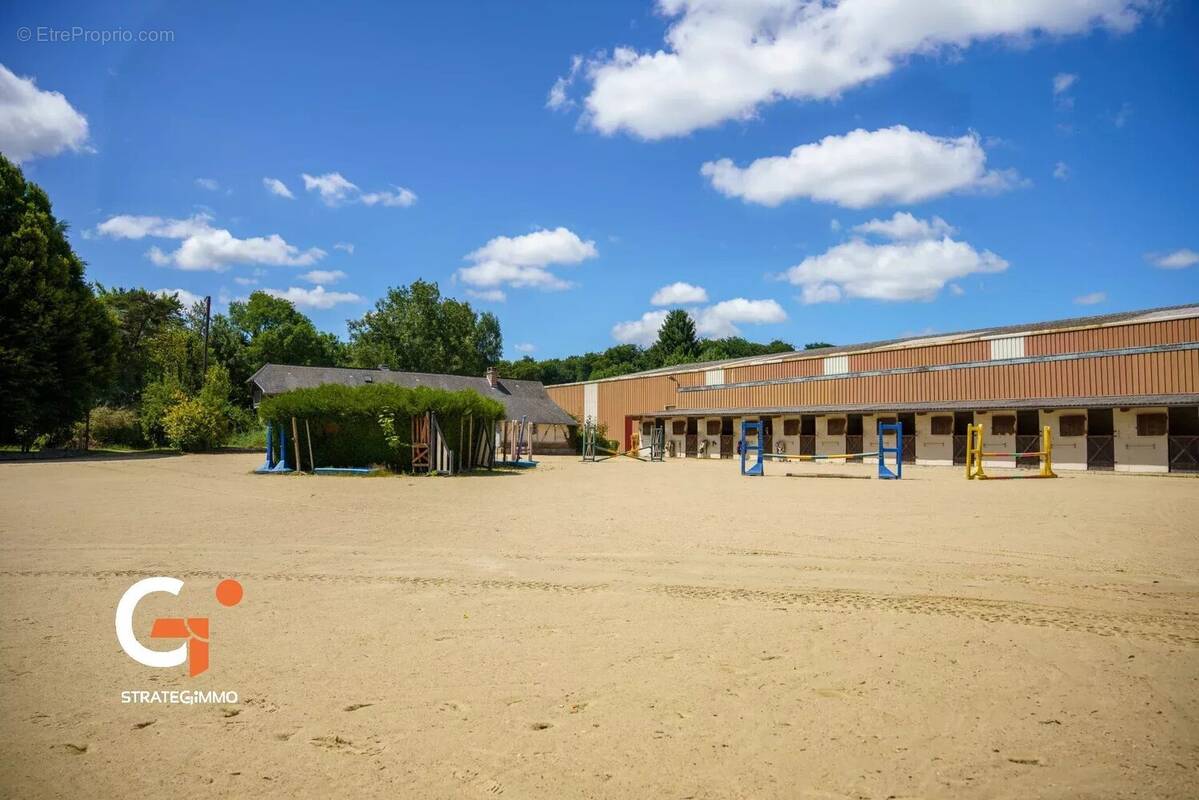 Maison à LA FEUILLIE