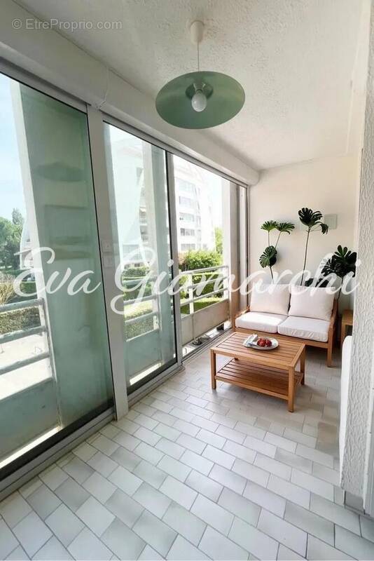 Photo 1 - Appartement à LA GRANDE-MOTTE