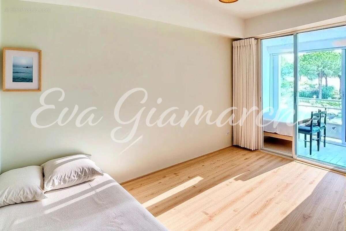 Photo 3 - Appartement à LA GRANDE-MOTTE