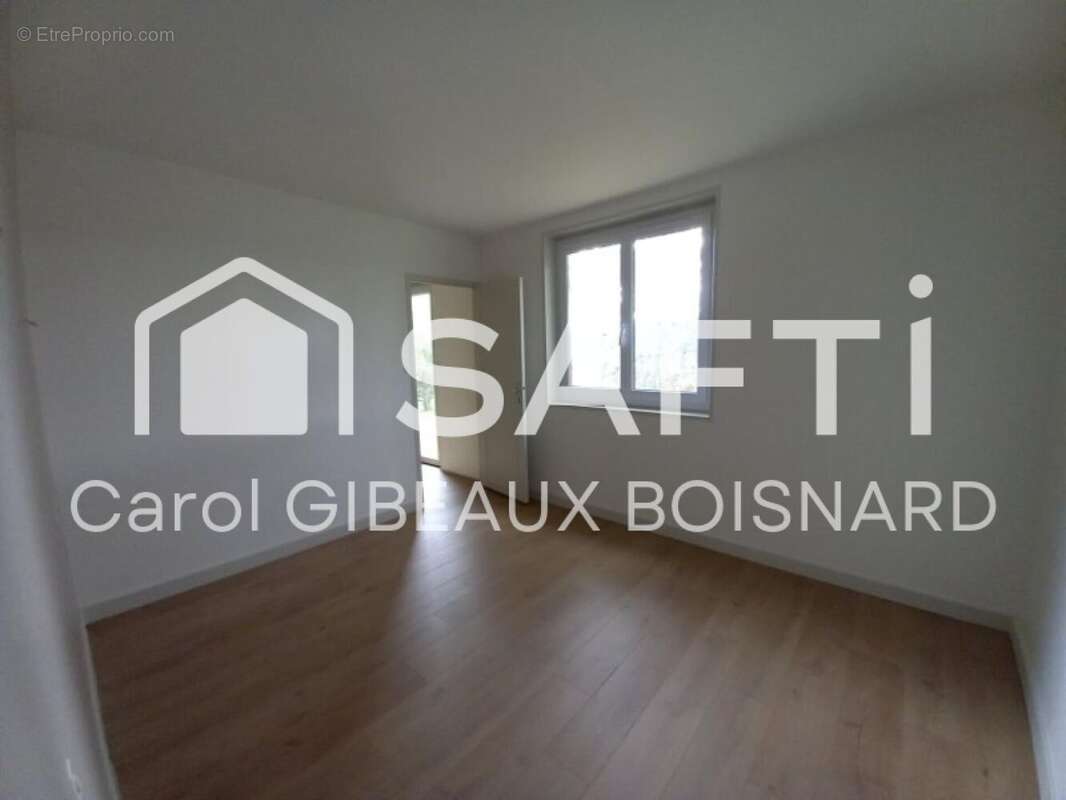 Photo 2 - Maison à SAUMERAY