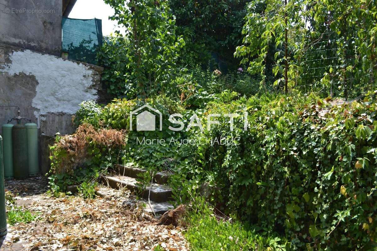 Photo 3 - Maison à LABLACHERE