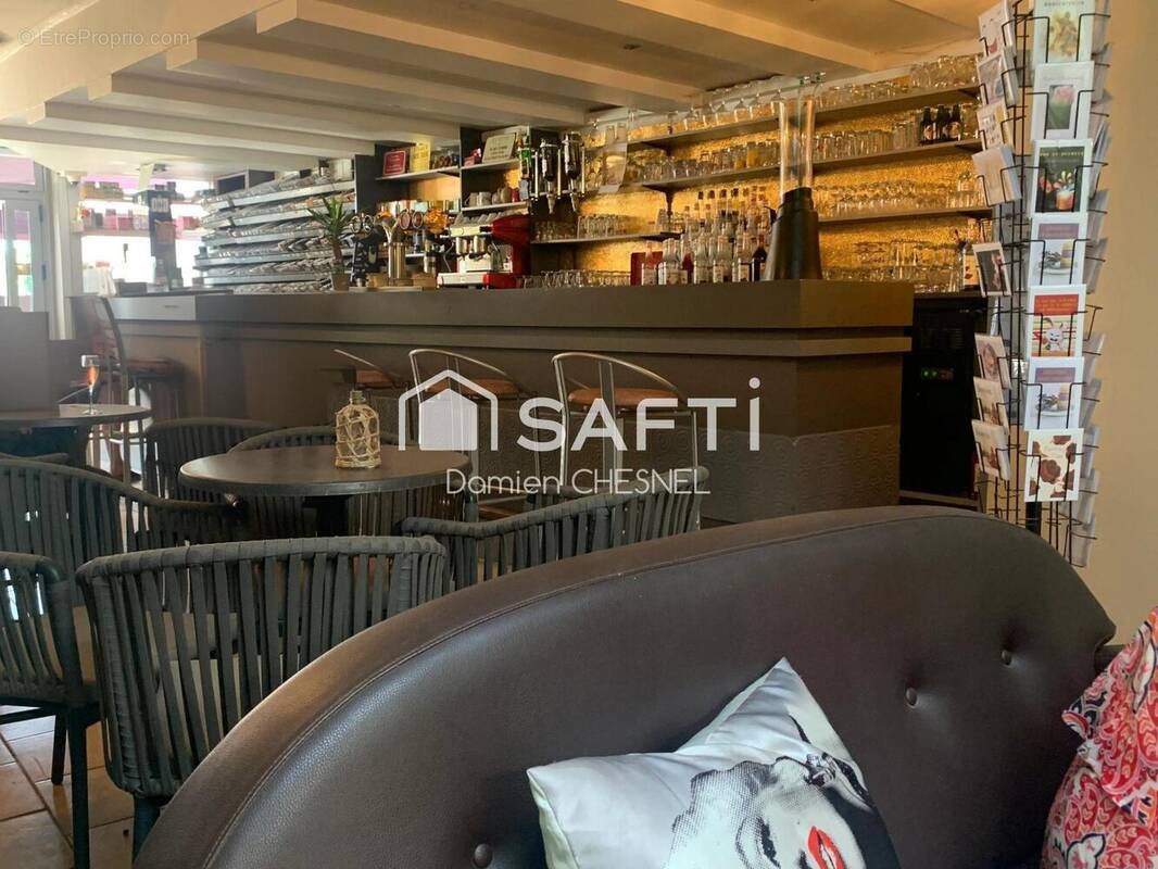 Photo 1 - Commerce à DUN-SUR-AURON