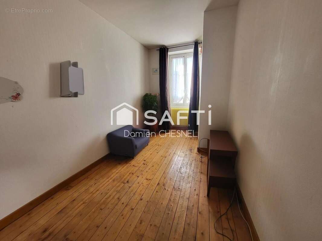 Photo 3 - Commerce à DUN-SUR-AURON