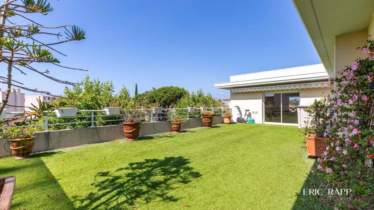 Photo 2 - Appartement à SAINT-RAPHAEL