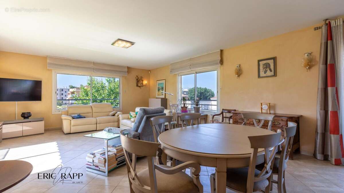 Photo 3 - Appartement à SAINT-RAPHAEL