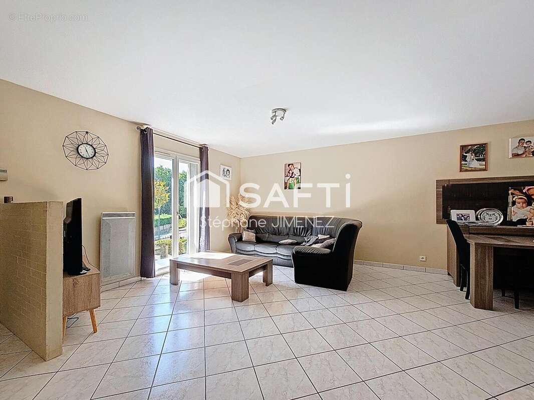 Photo 2 - Maison à SAINTE-EULALIE