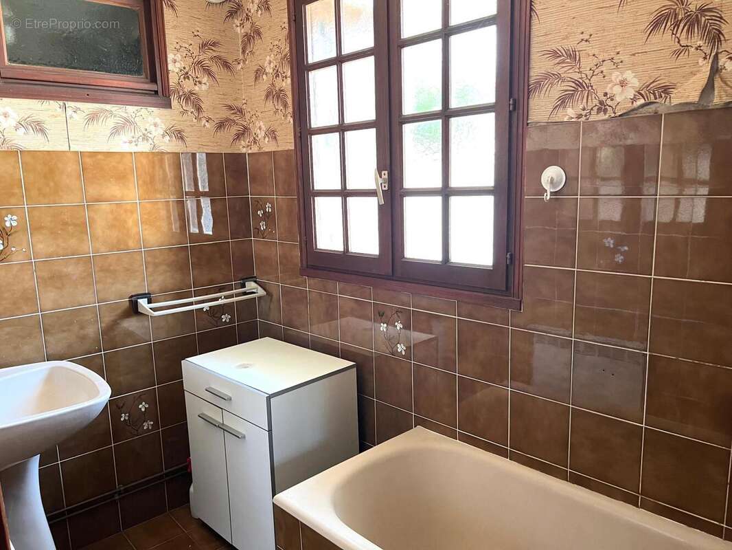 Photo 8 - Maison à ANTEZANT-LA-CHAPELLE