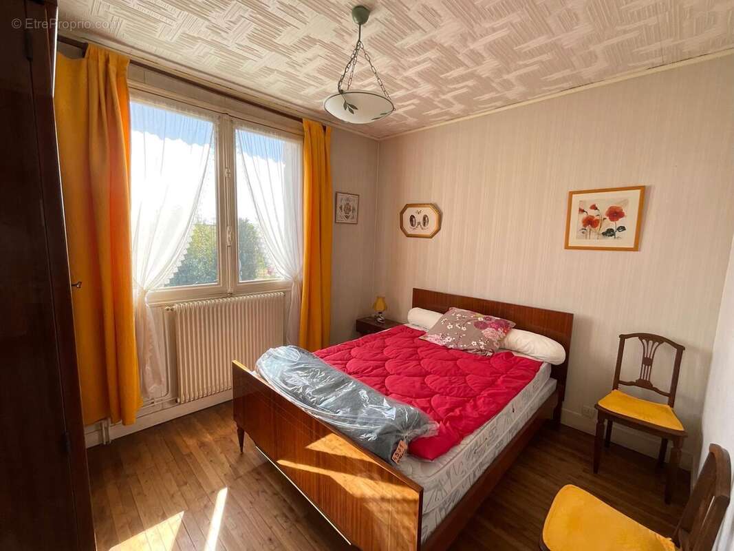 Photo 5 - Maison à MEHUN-SUR-YEVRE