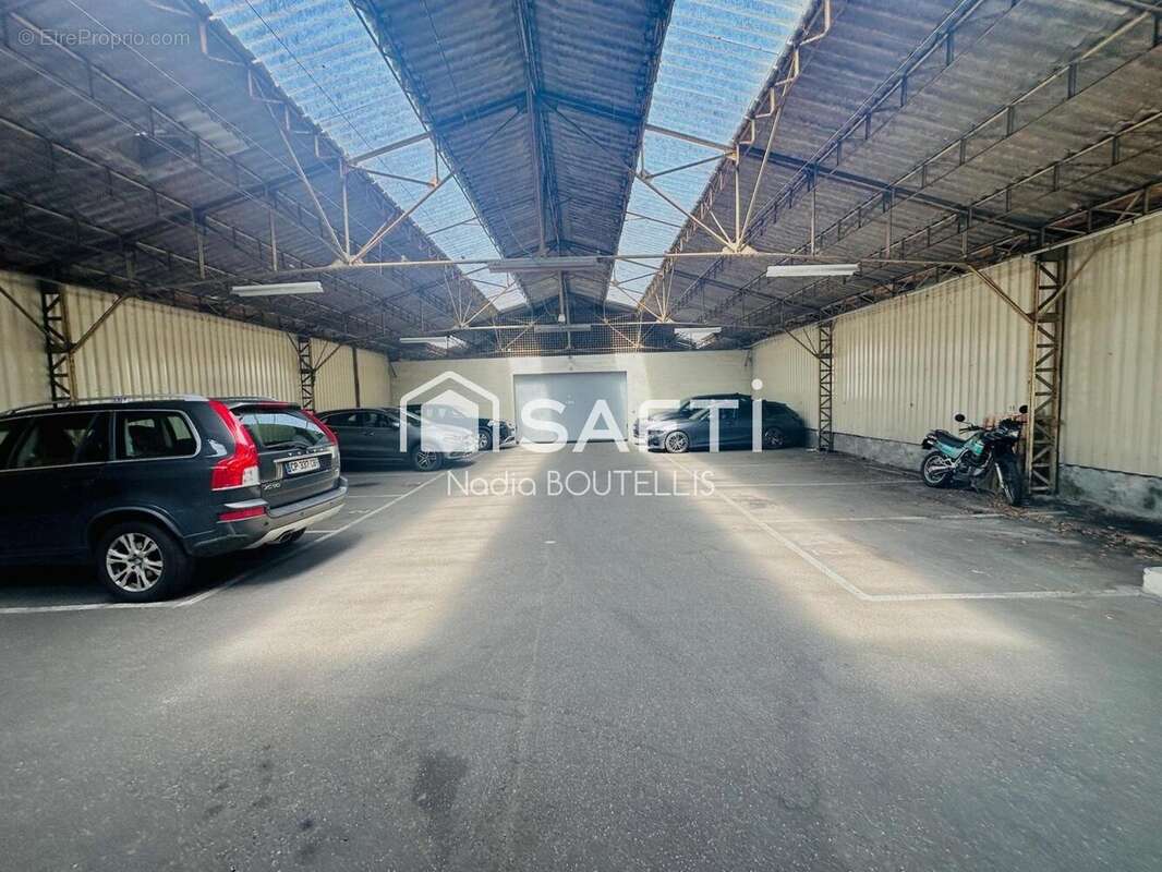 Photo 3 - Parking à BORDEAUX