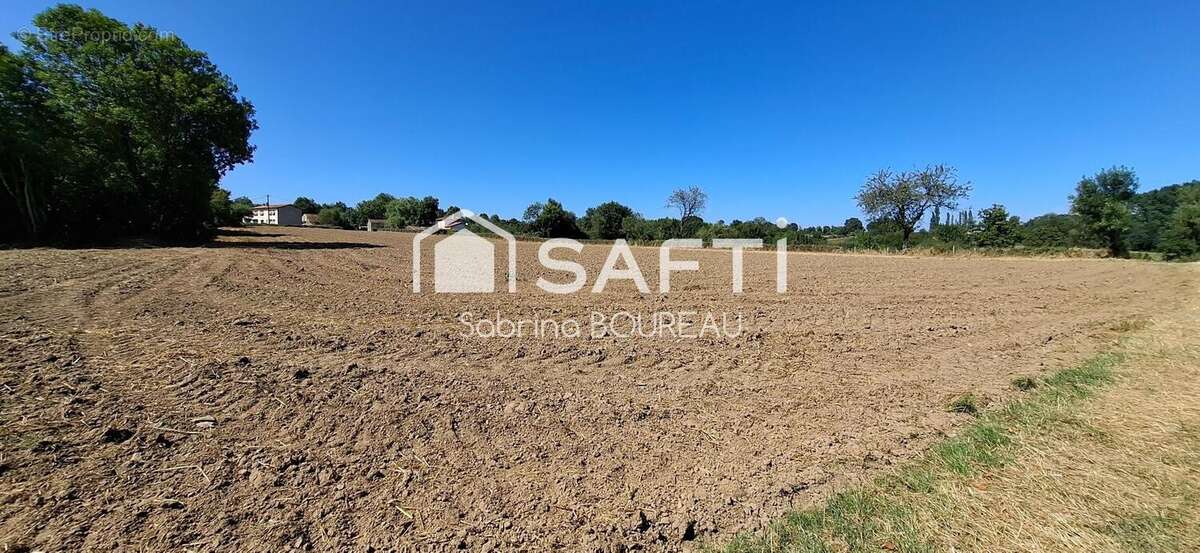 Photo 3 - Terrain à PARTHENAY