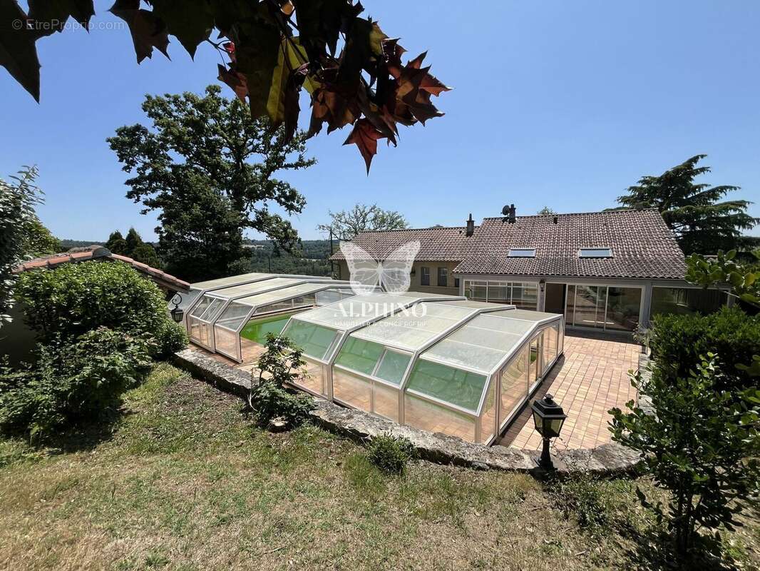 Maison à SAINT-VICTURNIEN