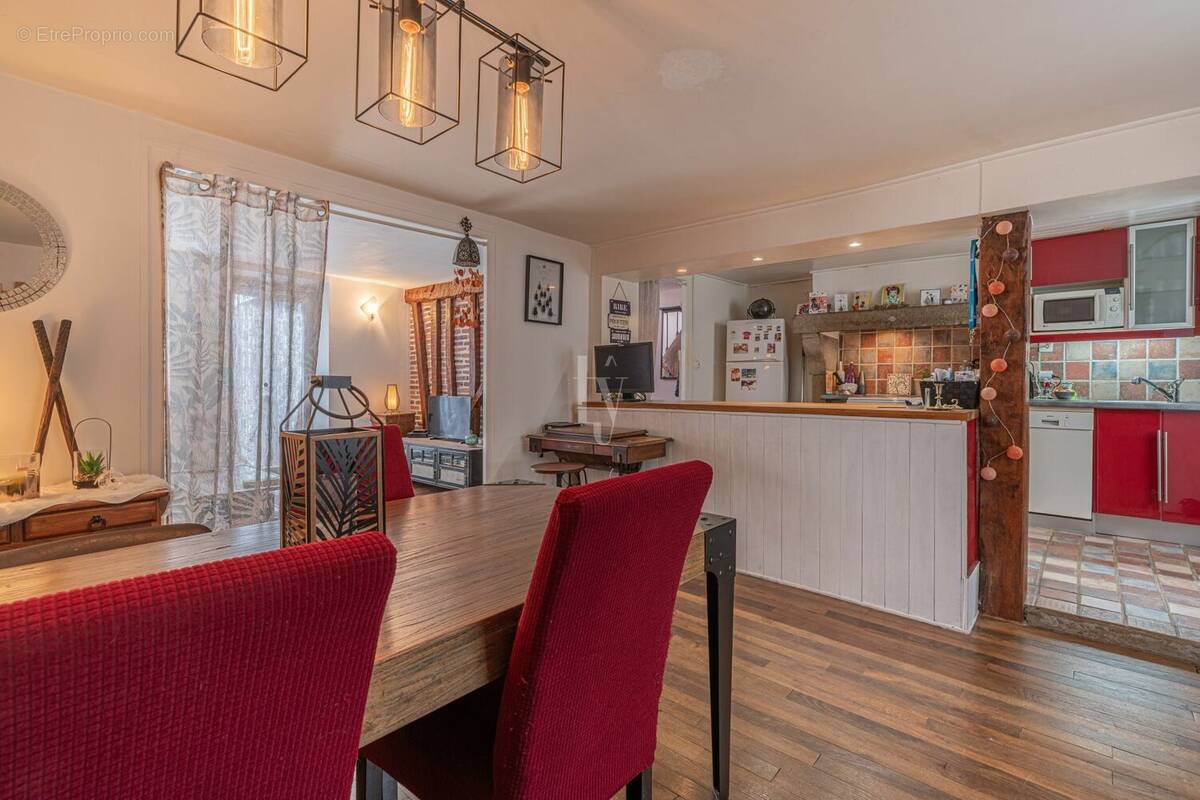 Maison à SAINT-JOUVENT