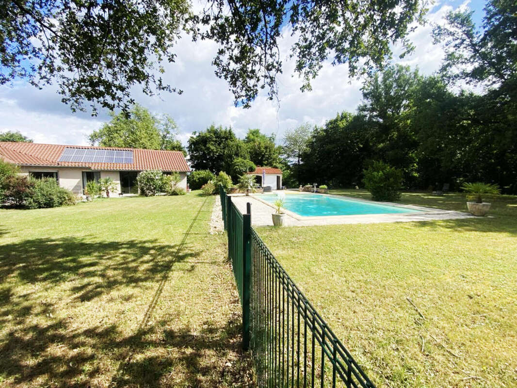 Photo 2 - Maison à CHAPONOST