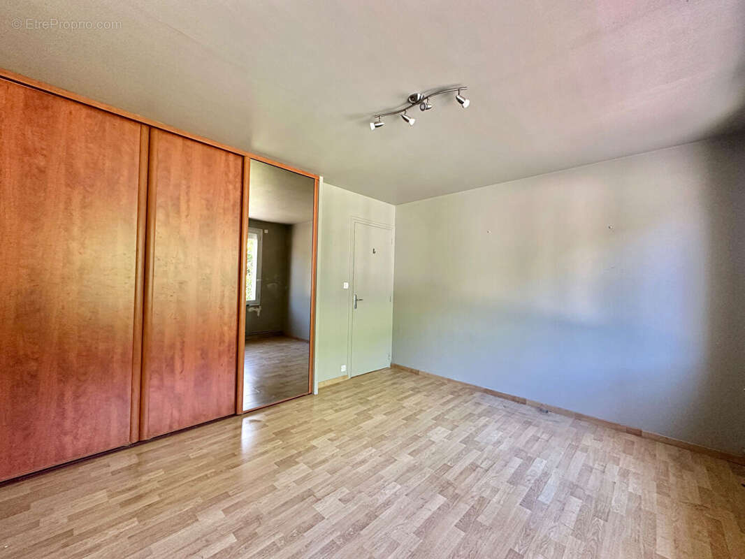 Maison à BONNEUIL-LES-EAUX