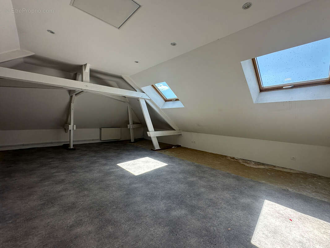 Maison à BONNEUIL-LES-EAUX