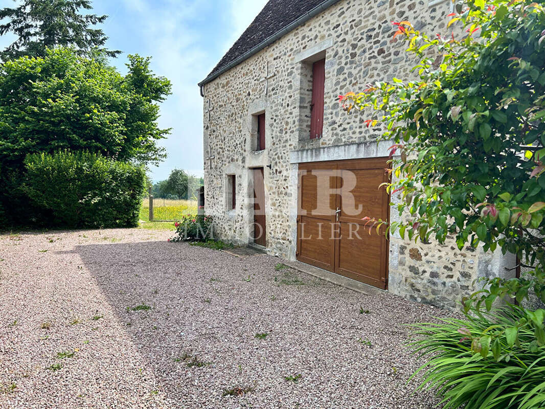 Maison à MONTMERREI