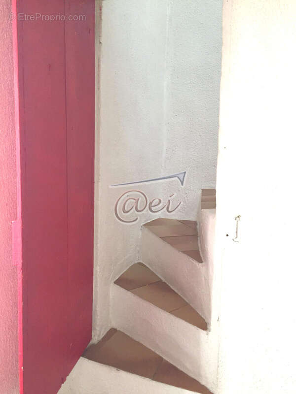 Appartement à SAINT-MAXIMIN-LA-SAINTE-BAUME