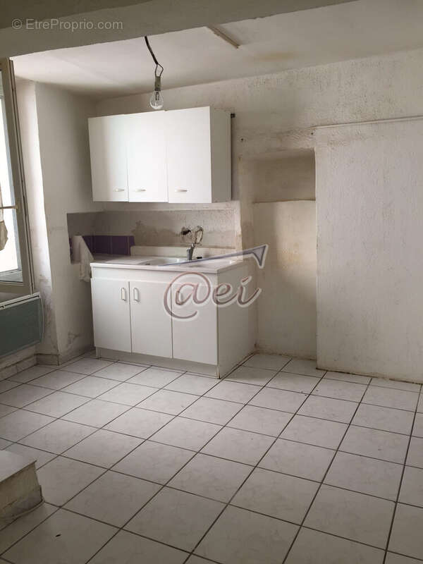Appartement à SAINT-MAXIMIN-LA-SAINTE-BAUME