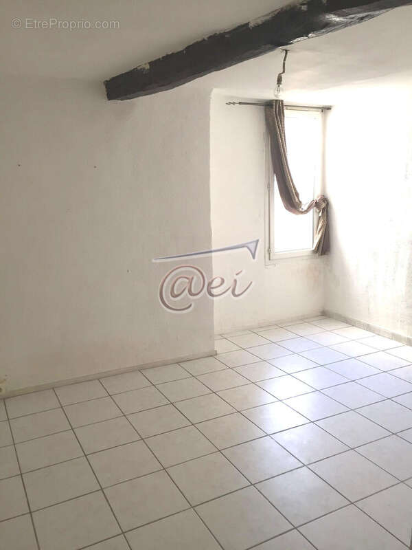 Appartement à SAINT-MAXIMIN-LA-SAINTE-BAUME