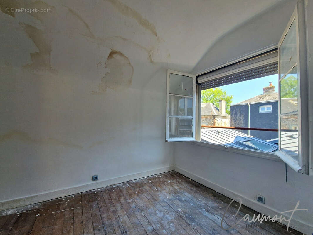 Appartement à LILLEBONNE