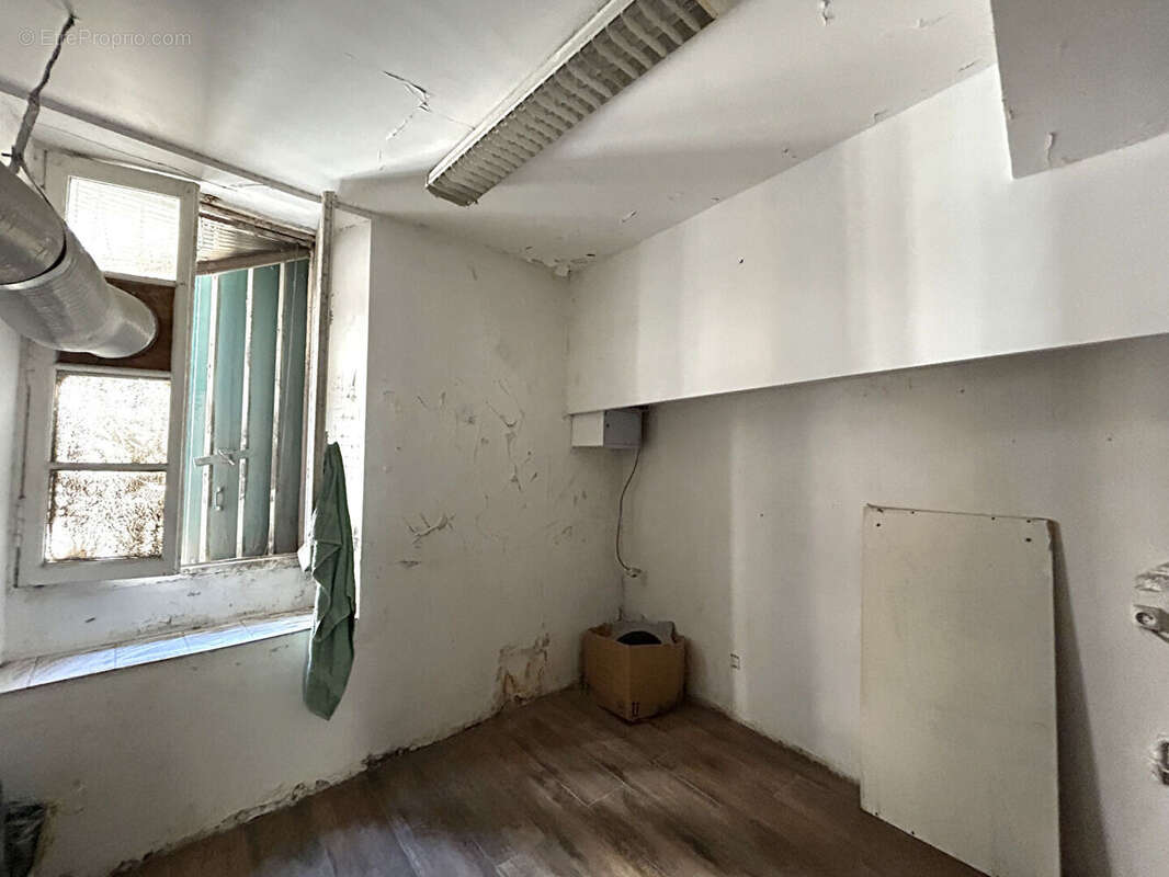 Commerce à CARCASSONNE