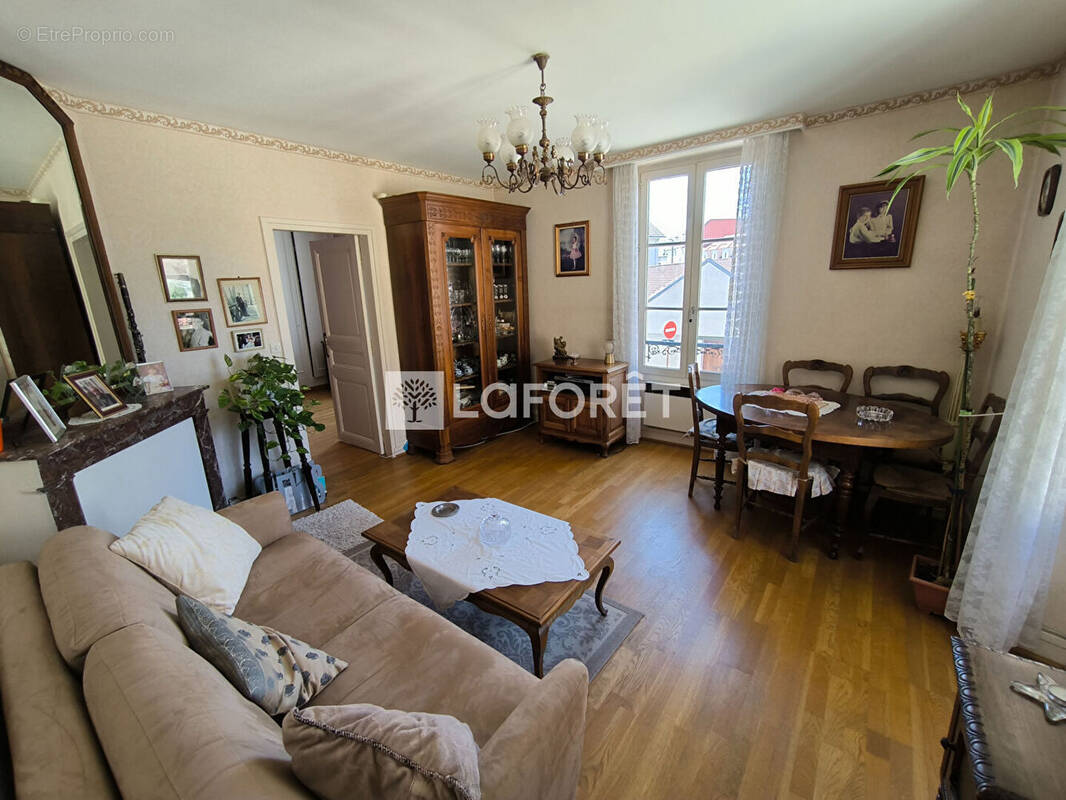 Appartement à MANTES-LA-JOLIE