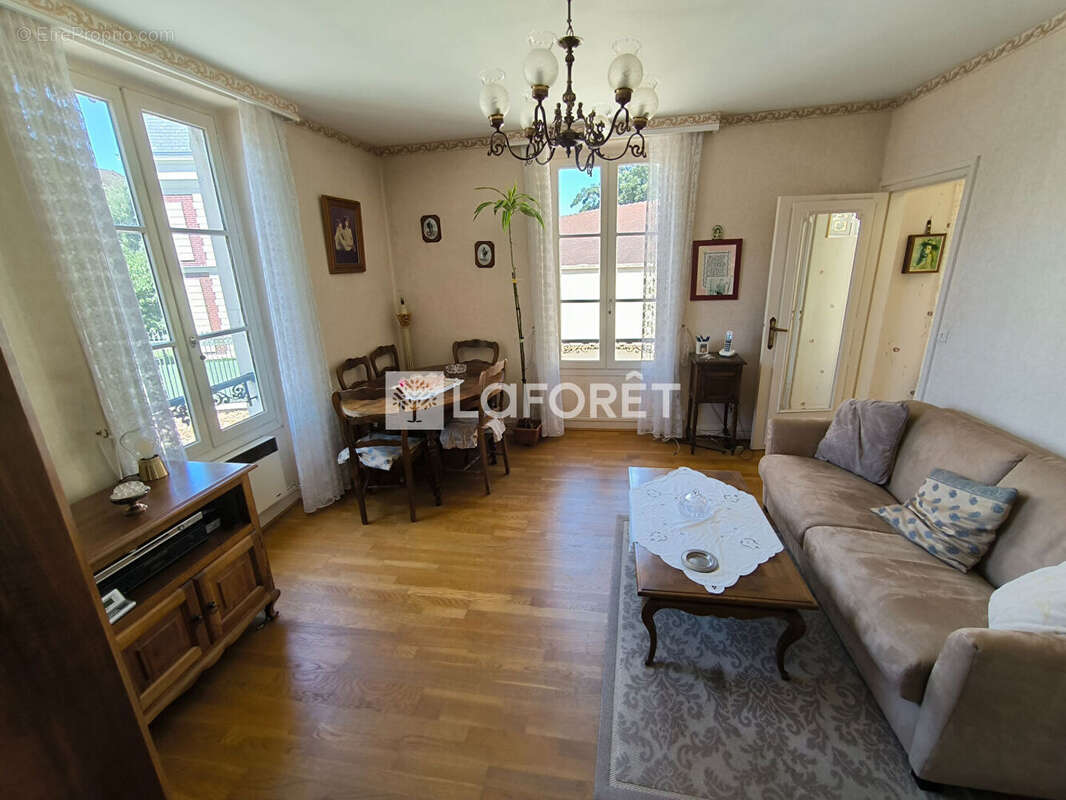 Appartement à MANTES-LA-JOLIE