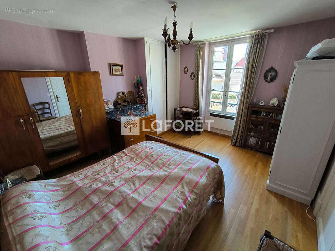 Appartement à MANTES-LA-JOLIE