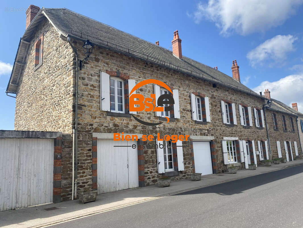 Maison à RUYNES-EN-MARGERIDE