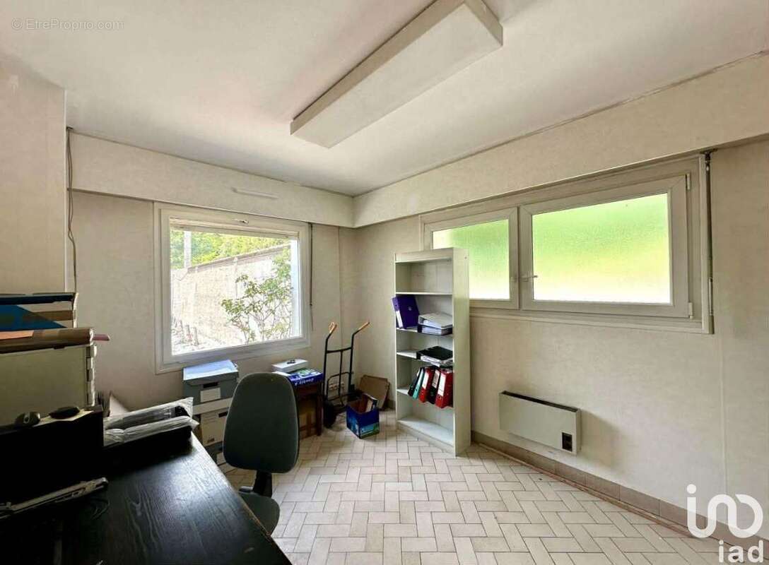 Photo 3 - Commerce à FLOING