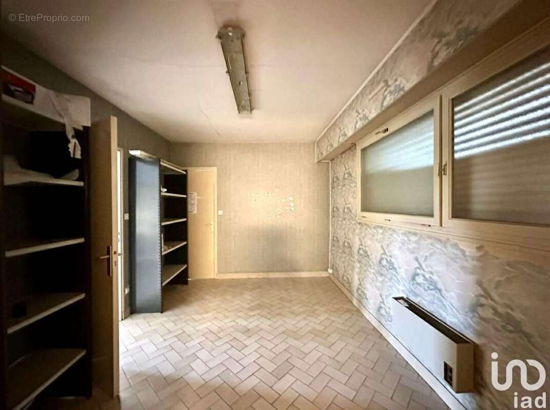 Photo 6 - Commerce à FLOING