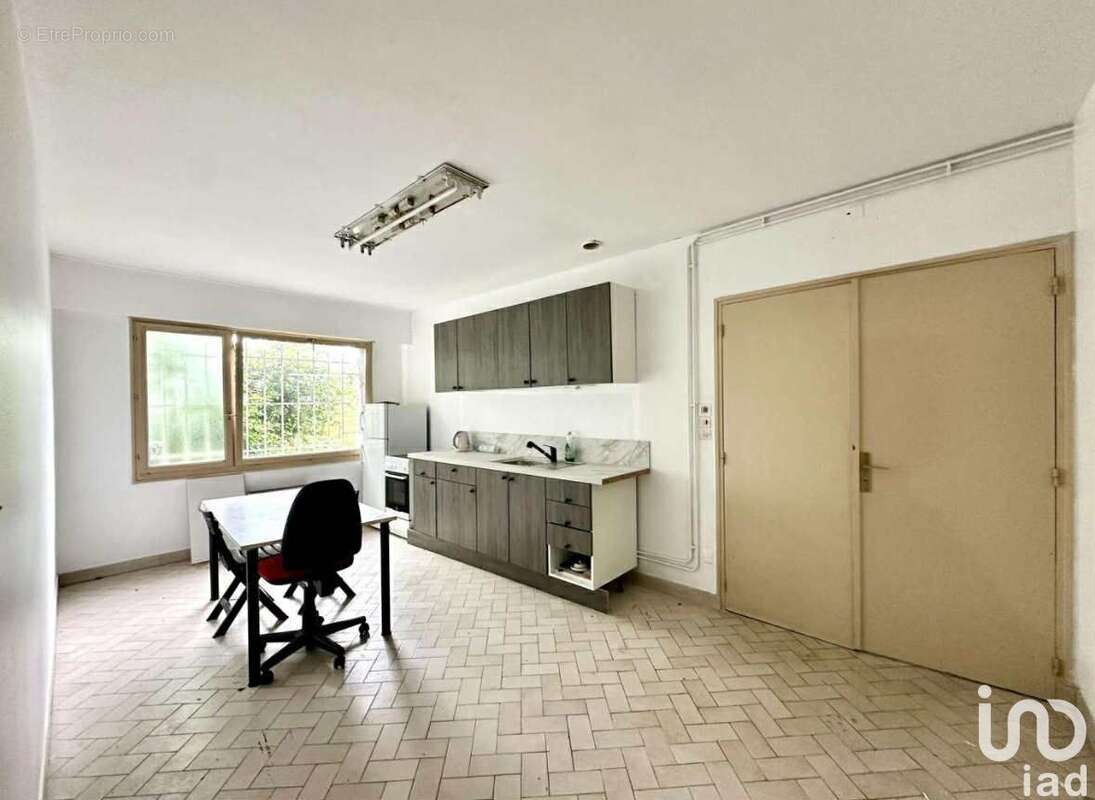 Photo 9 - Commerce à FLOING