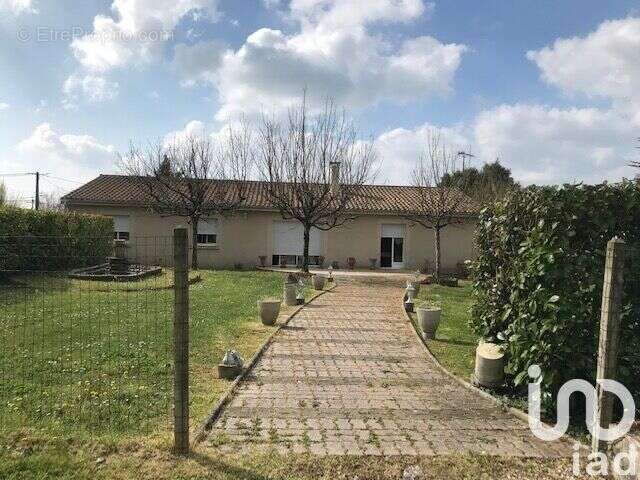 Photo 2 - Maison à SAVIGNAC-DE-L&#039;ISLE