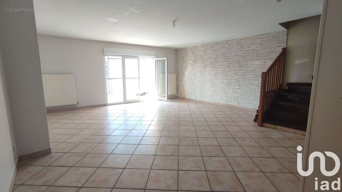 Photo 2 - Maison à BOULZICOURT