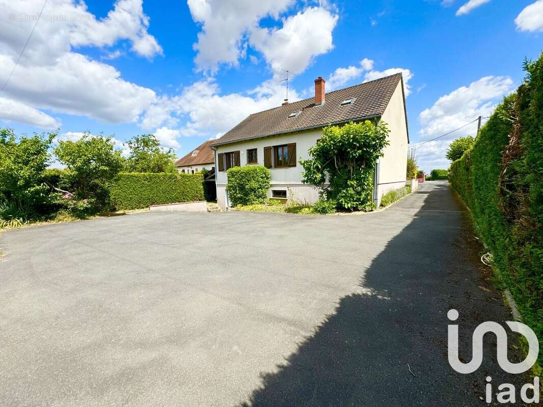 Photo 2 - Maison à SANDILLON