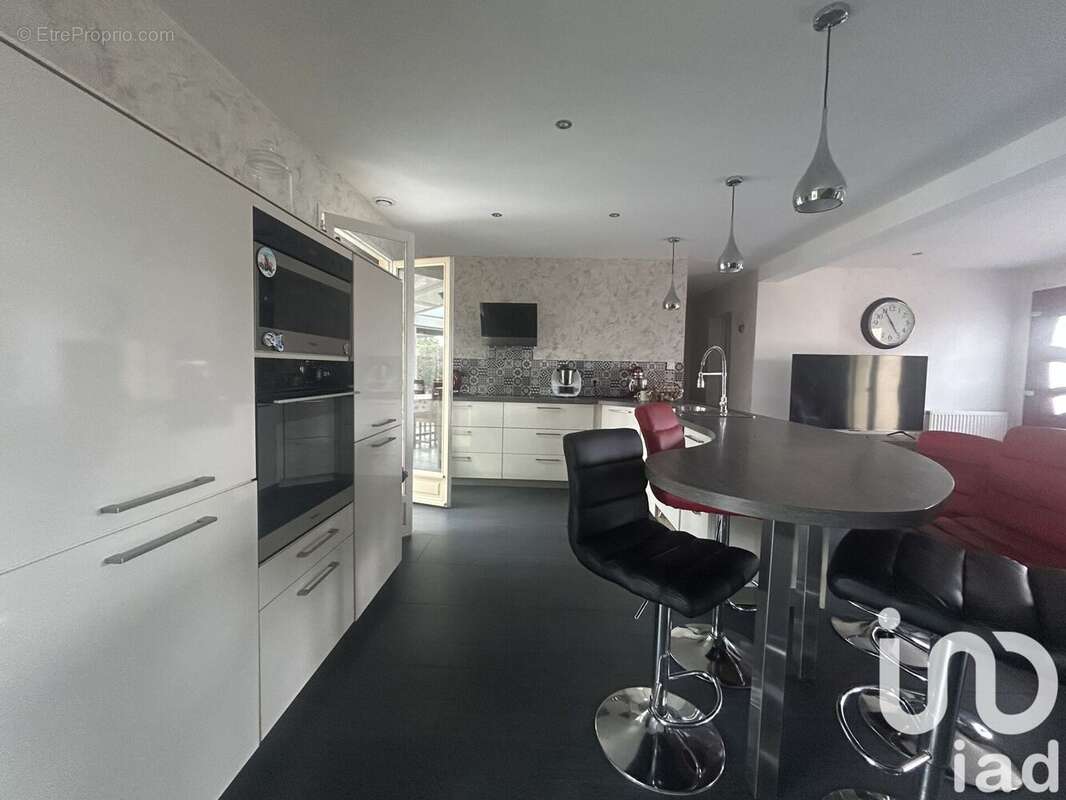 Photo 5 - Maison à COSNE-D&#039;ALLIER