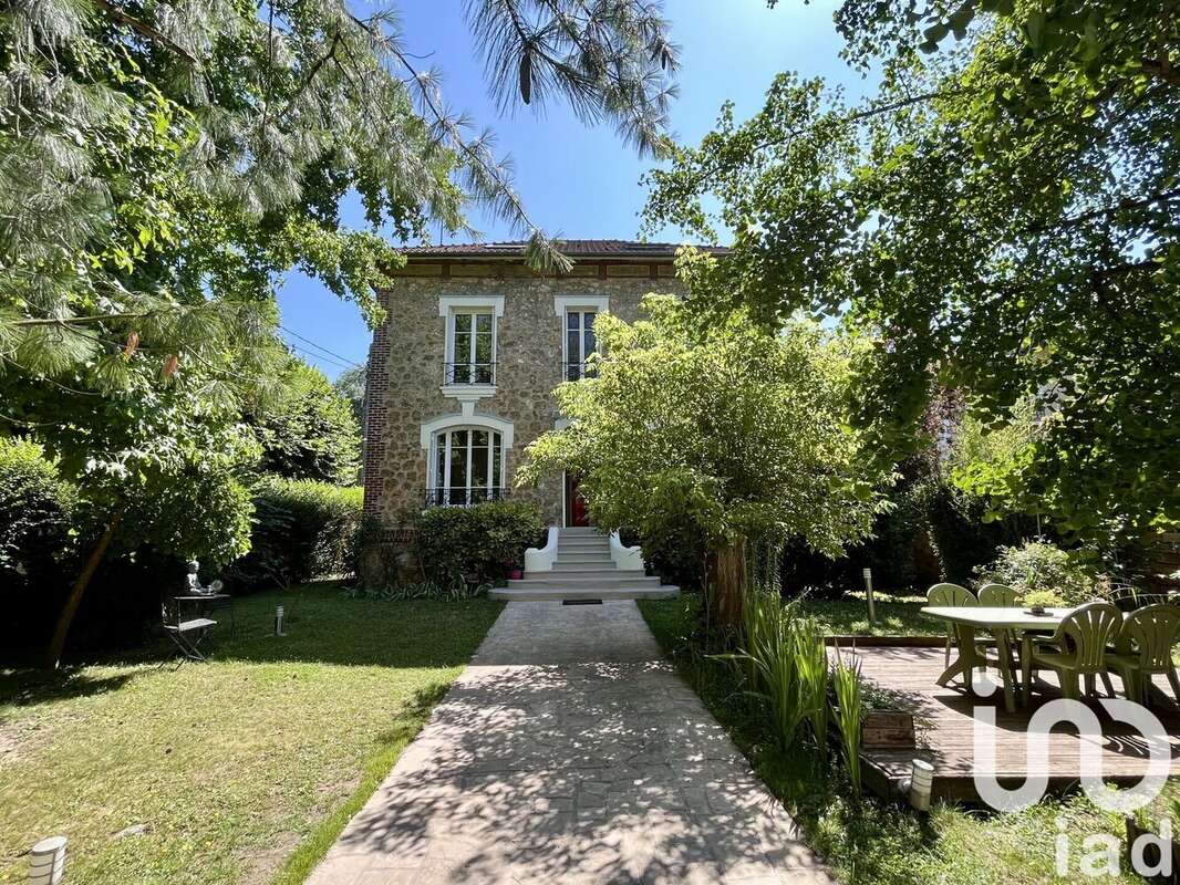 Photo 2 - Maison à EZANVILLE