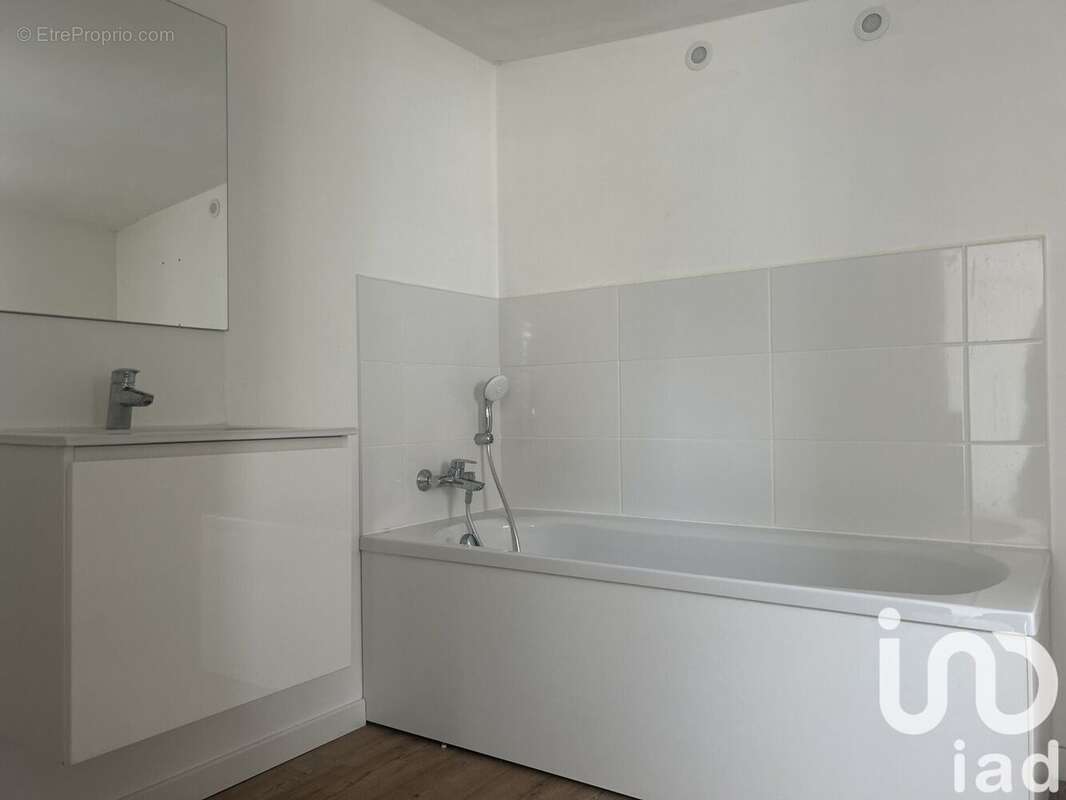 Photo 4 - Maison à LECLUSE