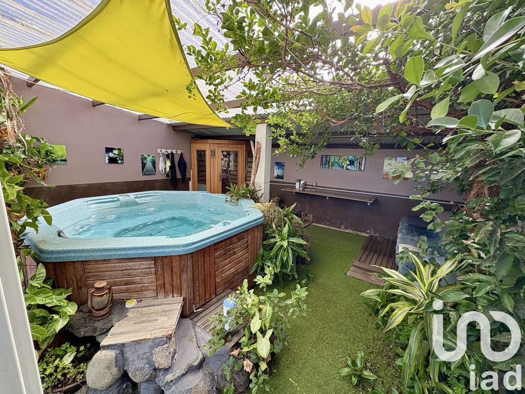 Photo 1 - Maison à LE TAMPON