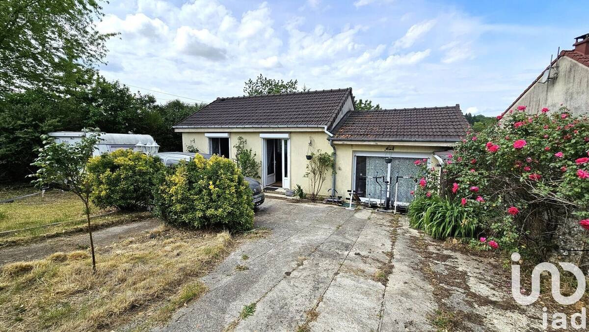 Photo 1 - Maison à REBAIS