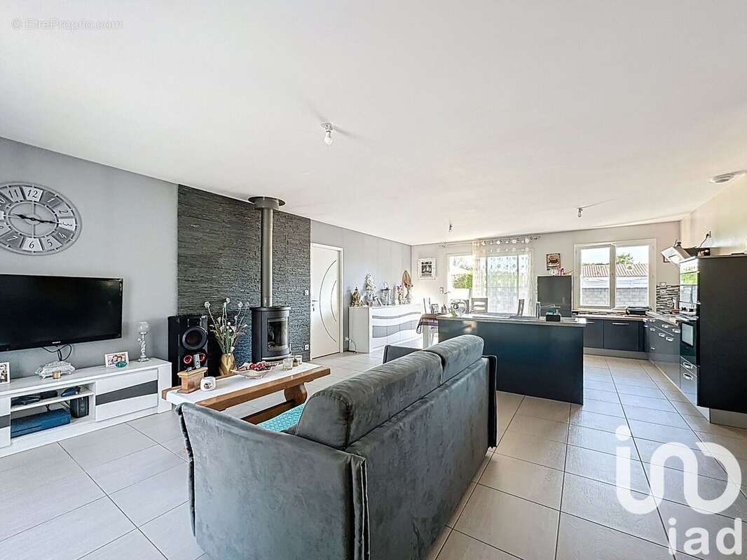 Photo 5 - Maison à BENON