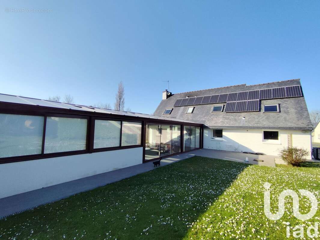 Photo 2 - Maison à ROSPEZ