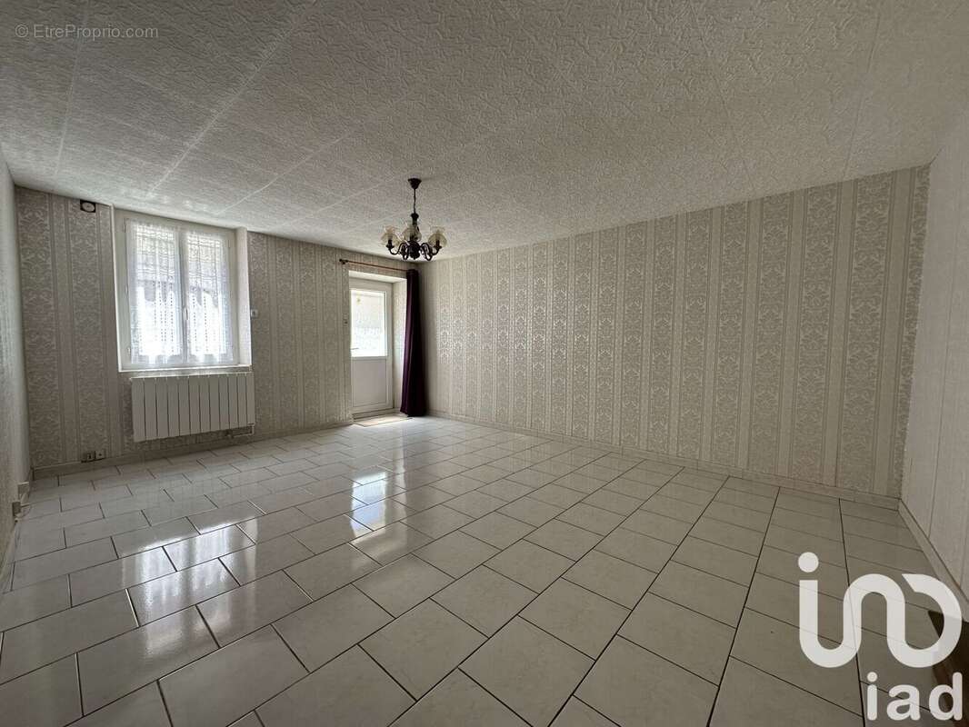 Photo 2 - Maison à ISSOUDUN