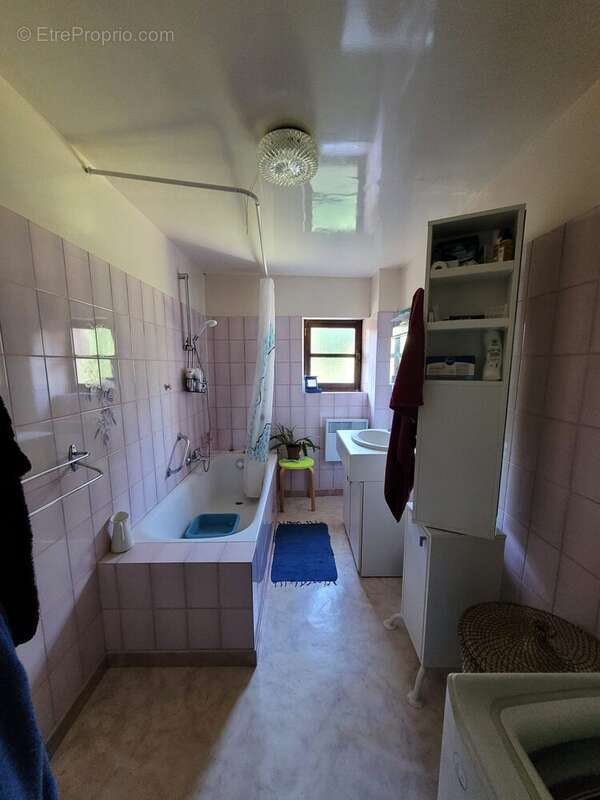 Maison à MOUTIERS-AU-PERCHE