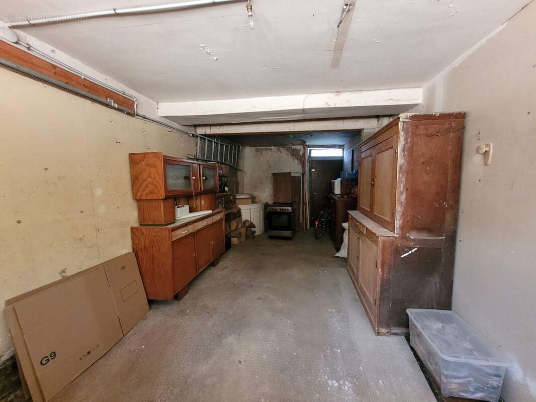 Maison à MOUTIERS-AU-PERCHE