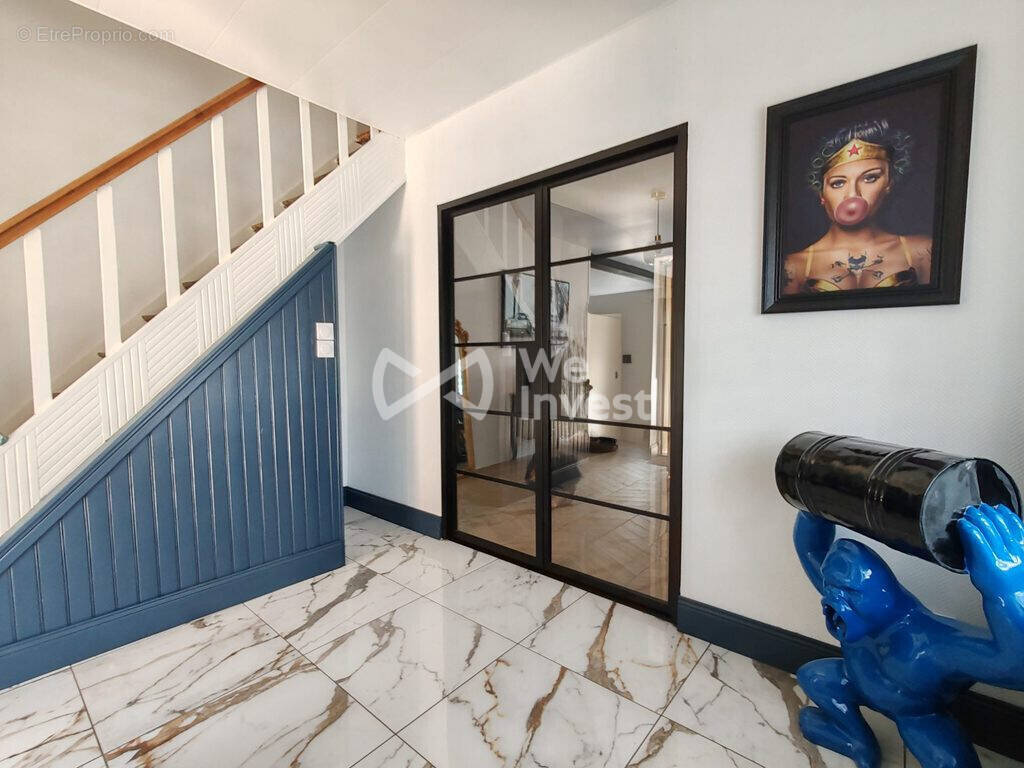 Maison à POURU-SAINT-REMY