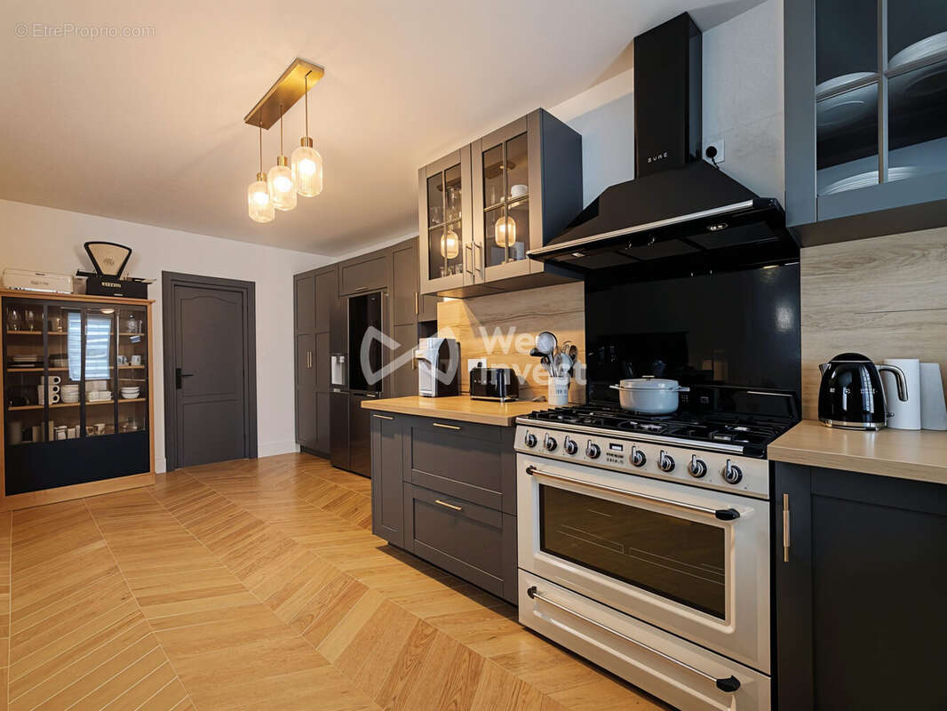 Maison à POURU-SAINT-REMY